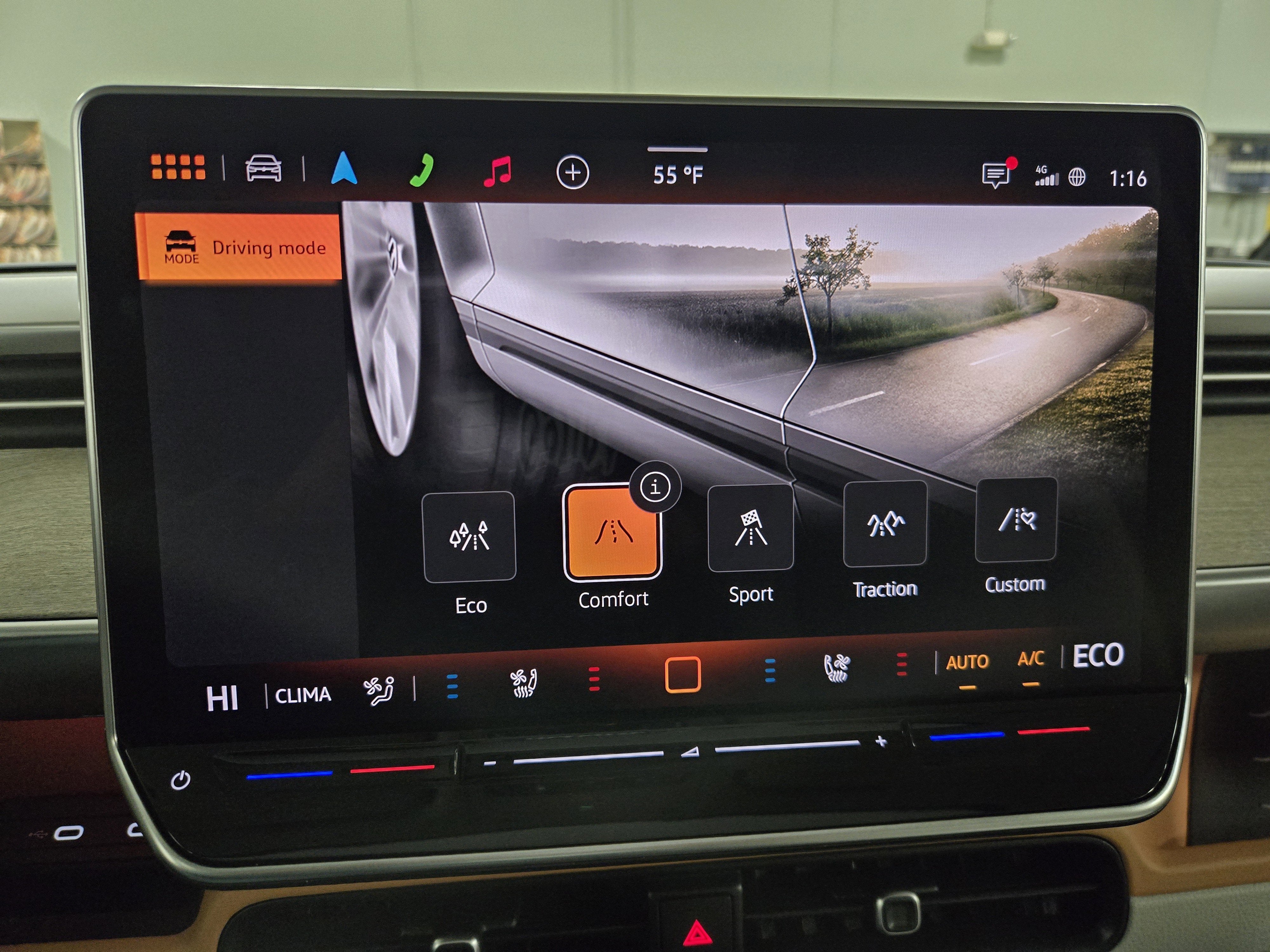 2025 Volkswagen ID. Buzz Pro S Plus