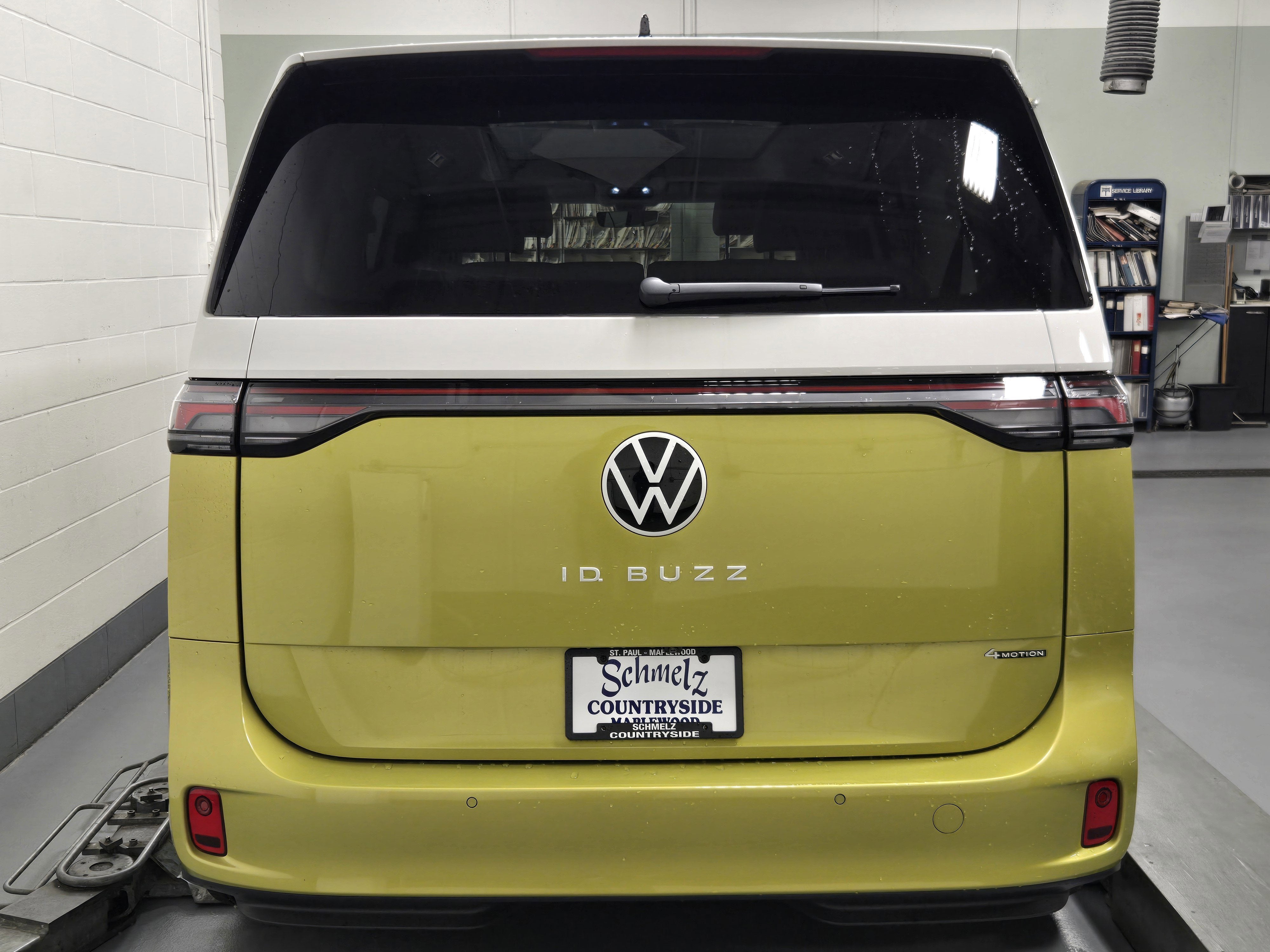 2025 Volkswagen ID. Buzz Pro S Plus