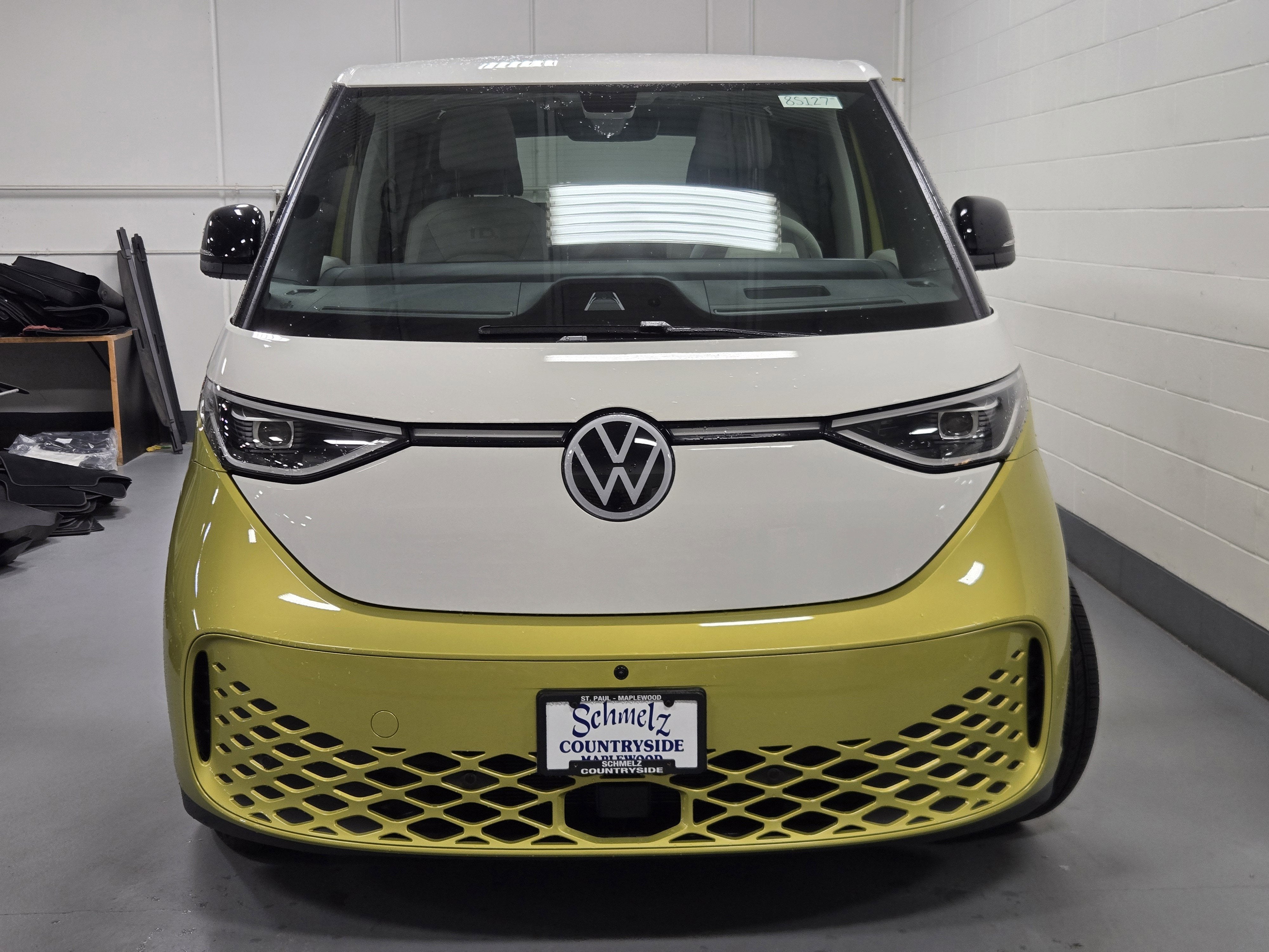 2025 Volkswagen ID. Buzz Pro S Plus