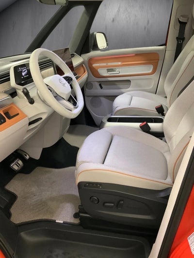 2025 Volkswagen ID. Buzz Pro S Plus