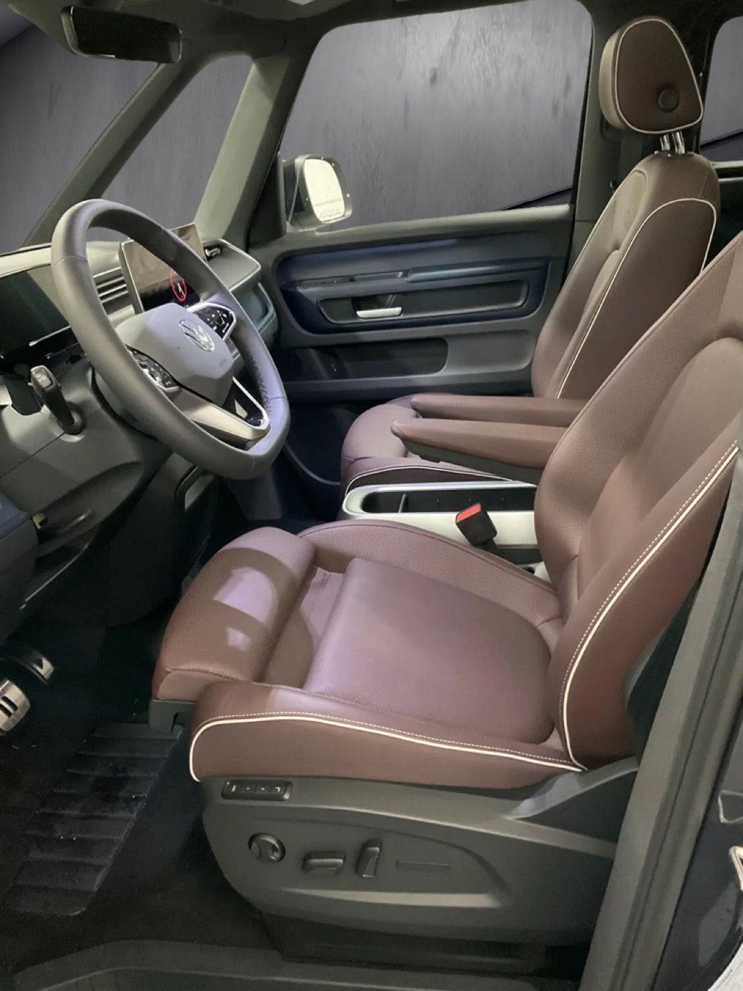 2025 Volkswagen ID. Buzz Pro S Plus