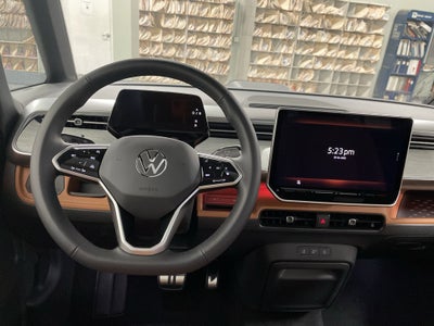 2025 Volkswagen ID. Buzz Pro S Plus