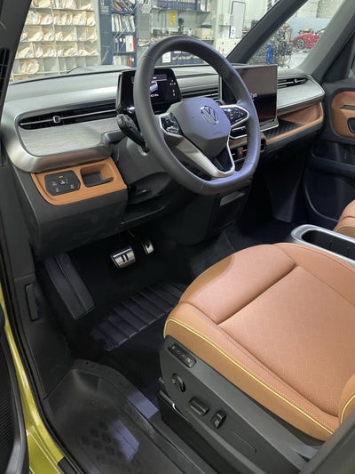 2025 Volkswagen ID. Buzz Pro S Plus