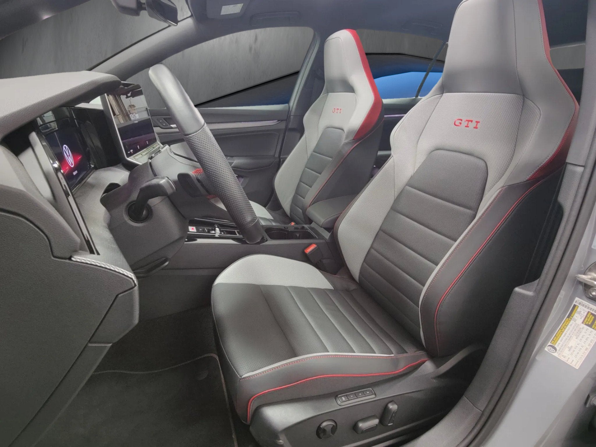 2026 Volkswagen Golf GTI SE Leather Pkg & Sunroof