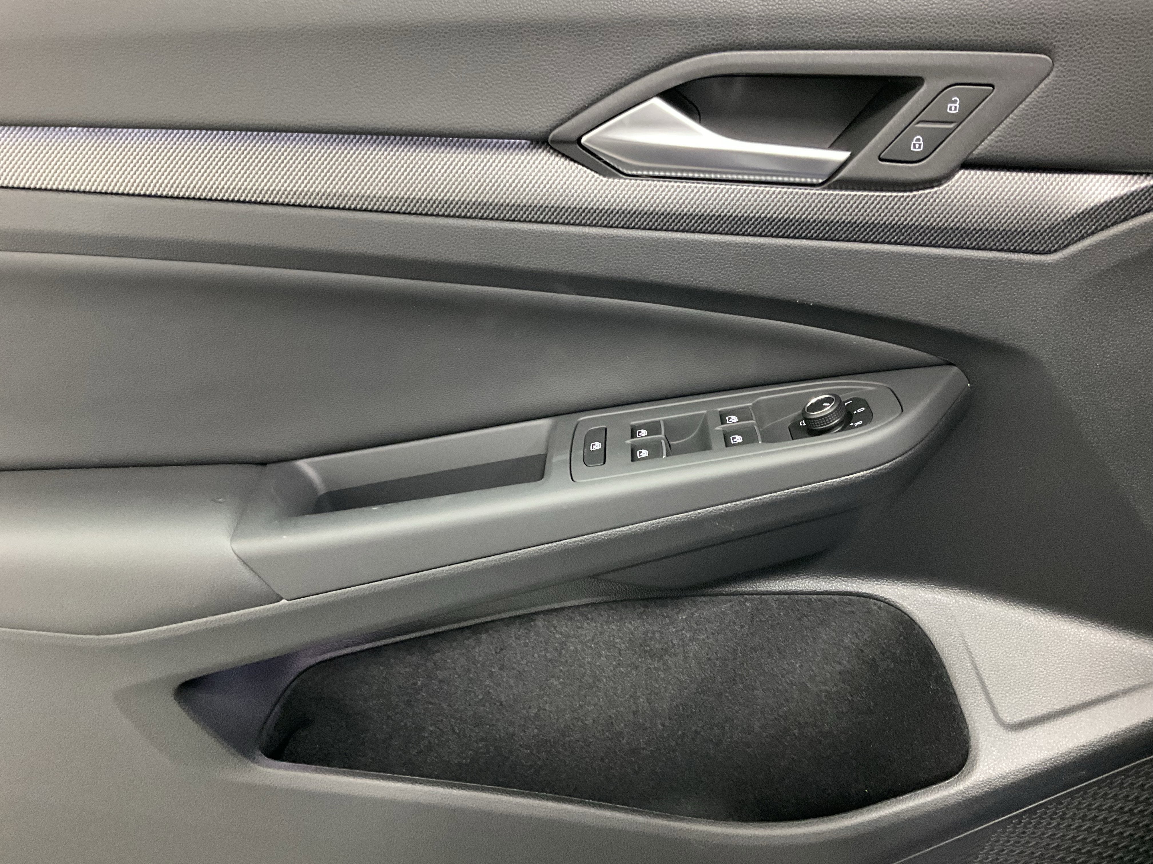 2026 Volkswagen Golf R BASE