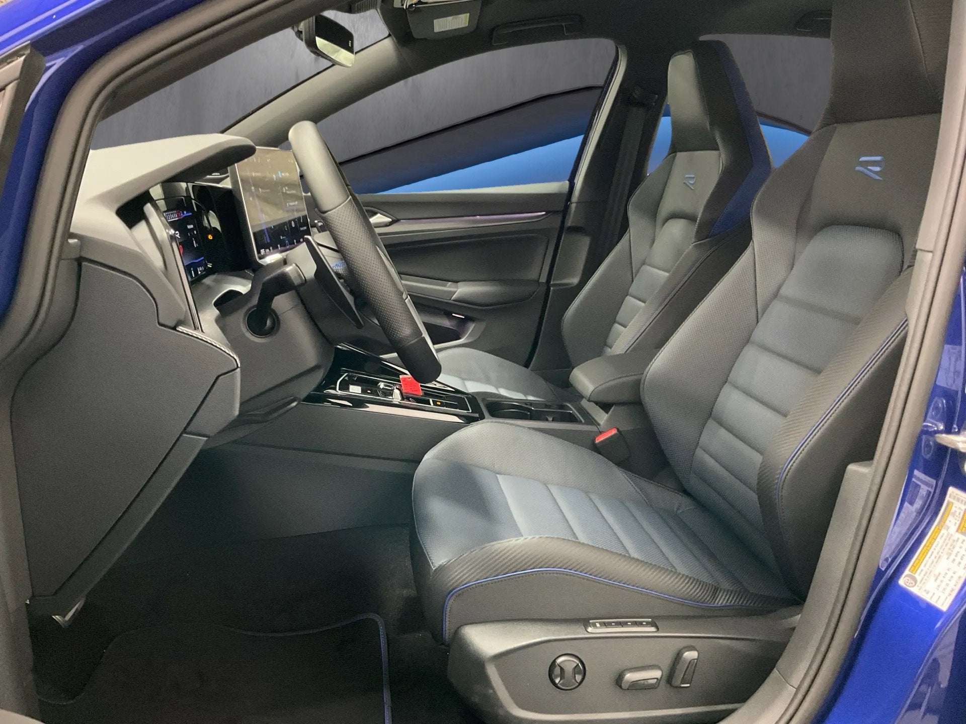 2026 Volkswagen Golf R BASE