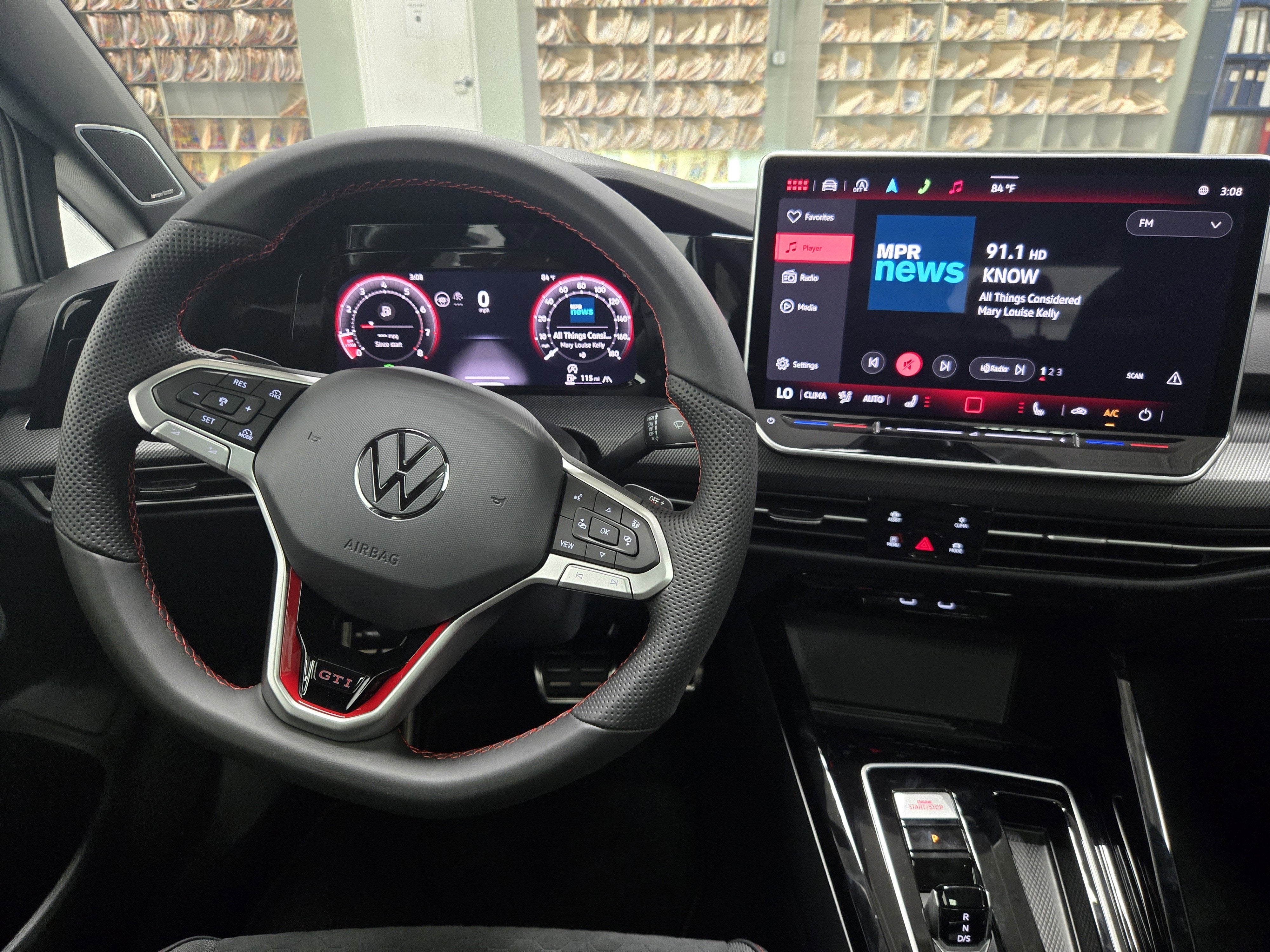 2025 Volkswagen Golf GTI SE