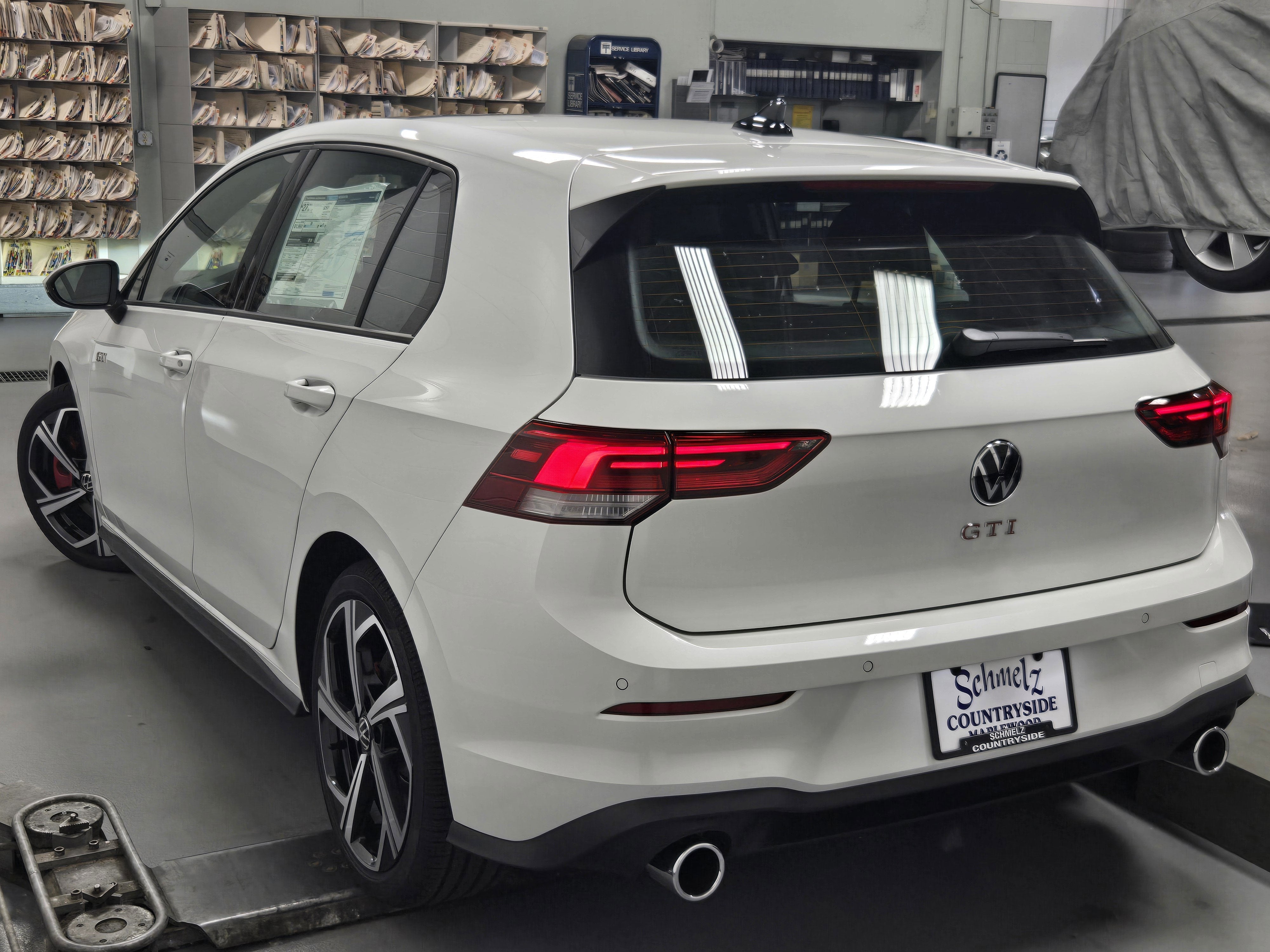 2025 Volkswagen Golf GTI SE