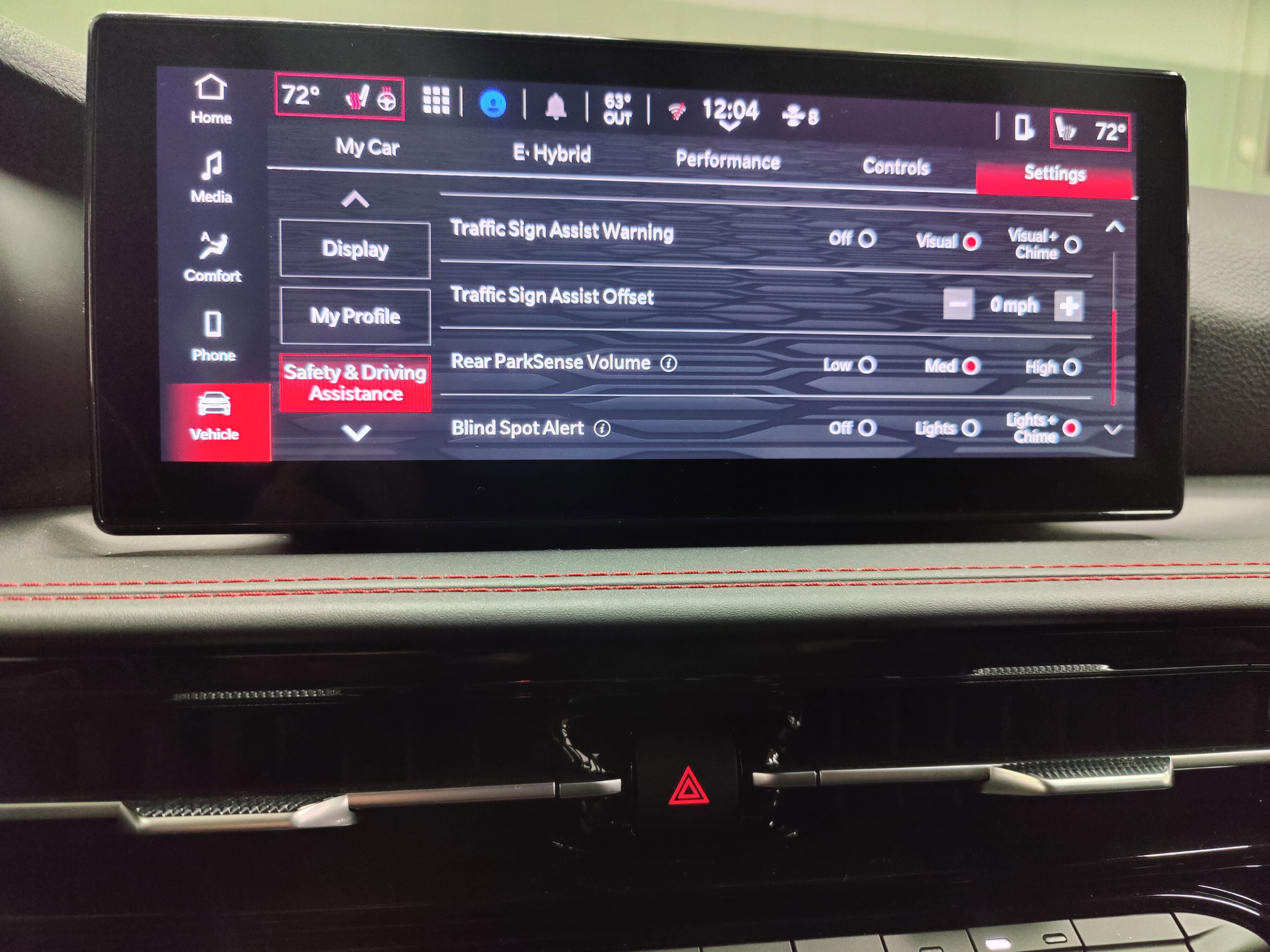 2024 Dodge Hornet R/T eAWD Blacktop w/Track Pkg