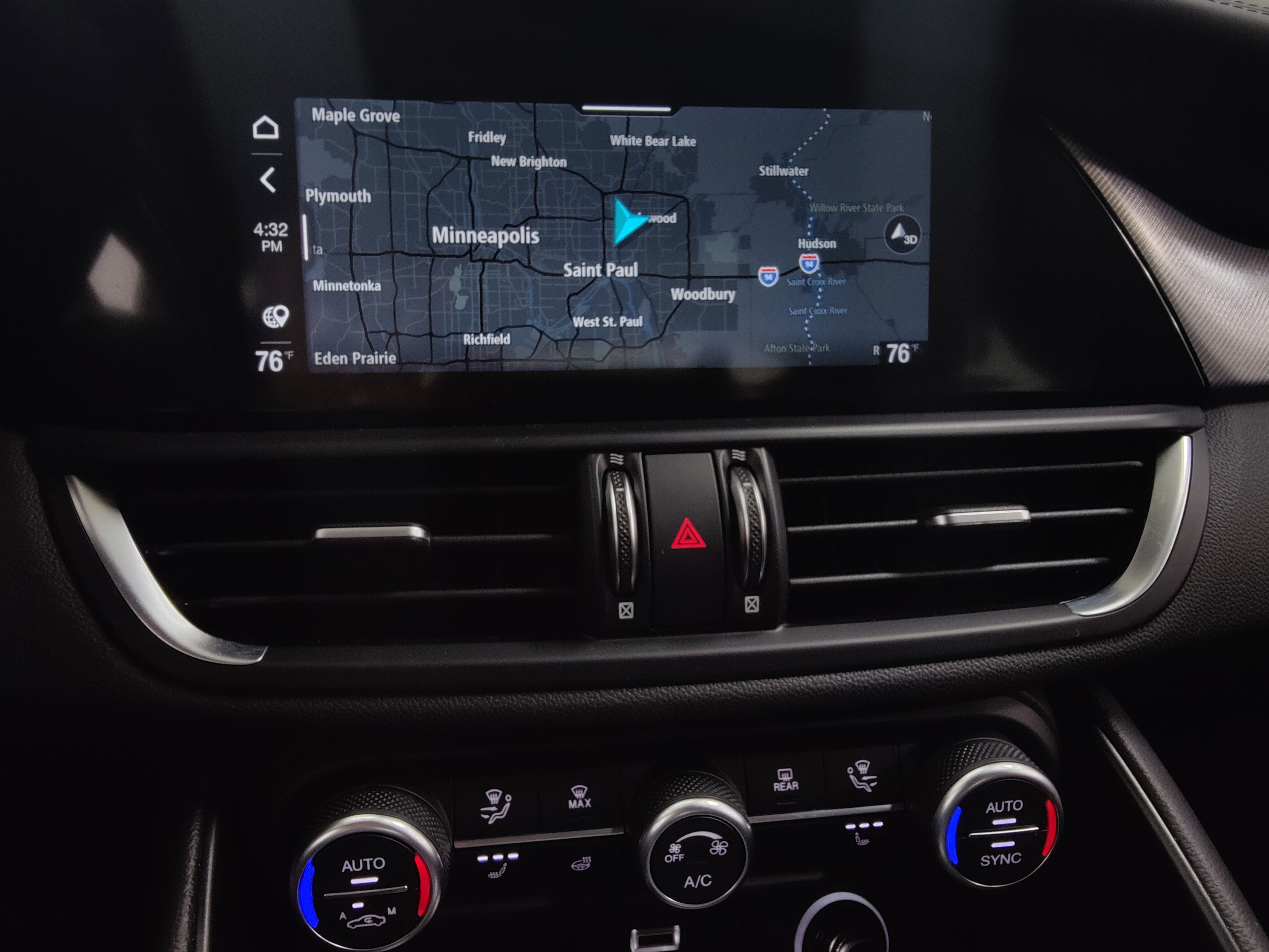 2025 Alfa Romeo Giulia Veloce Premium AWD w/Sunroof