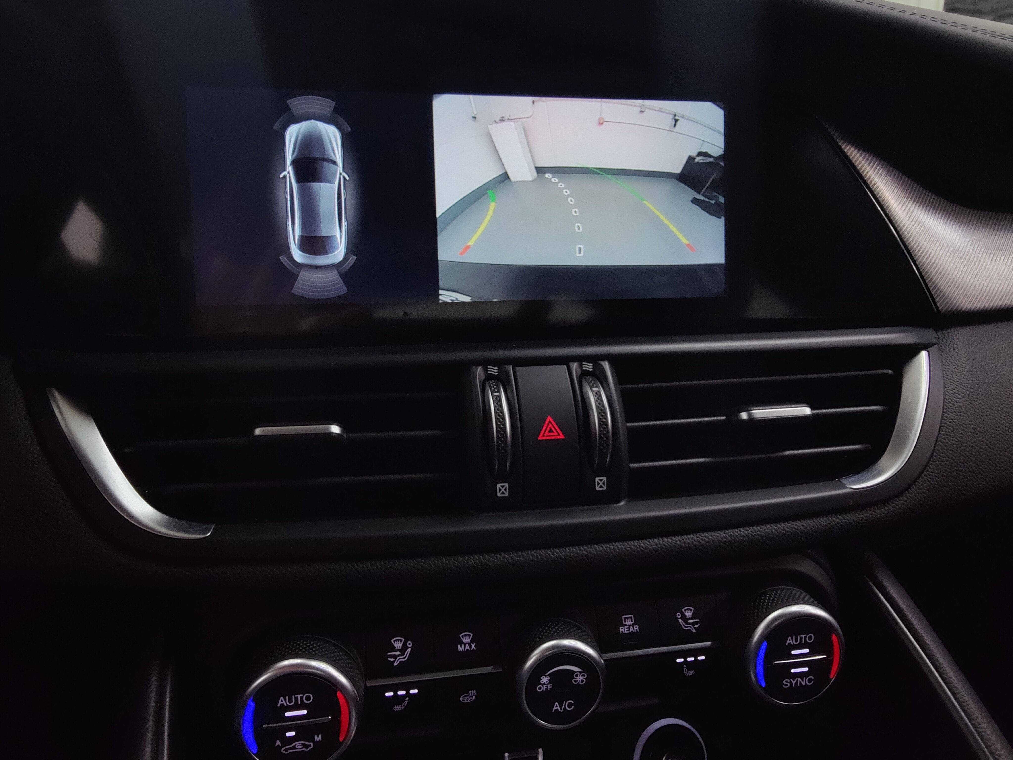 2025 Alfa Romeo Giulia Veloce Premium AWD w/Sunroof