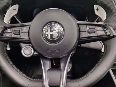 2025 Alfa Romeo Giulia Veloce Premium AWD w/Sunroof