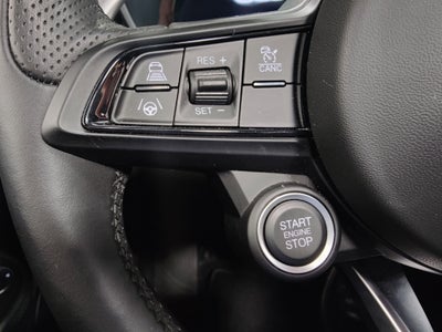 2025 Alfa Romeo Giulia Veloce Premium AWD w/Sunroof