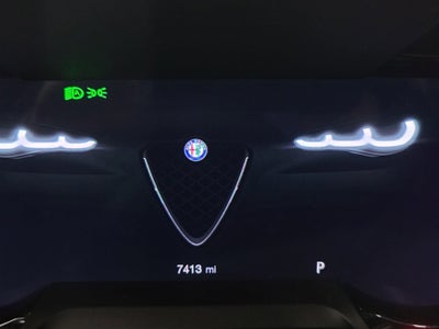 2025 Alfa Romeo Giulia Veloce Premium AWD w/Sunroof