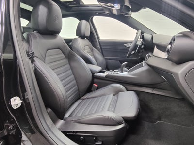 2025 Alfa Romeo Giulia Veloce Premium AWD w/Sunroof