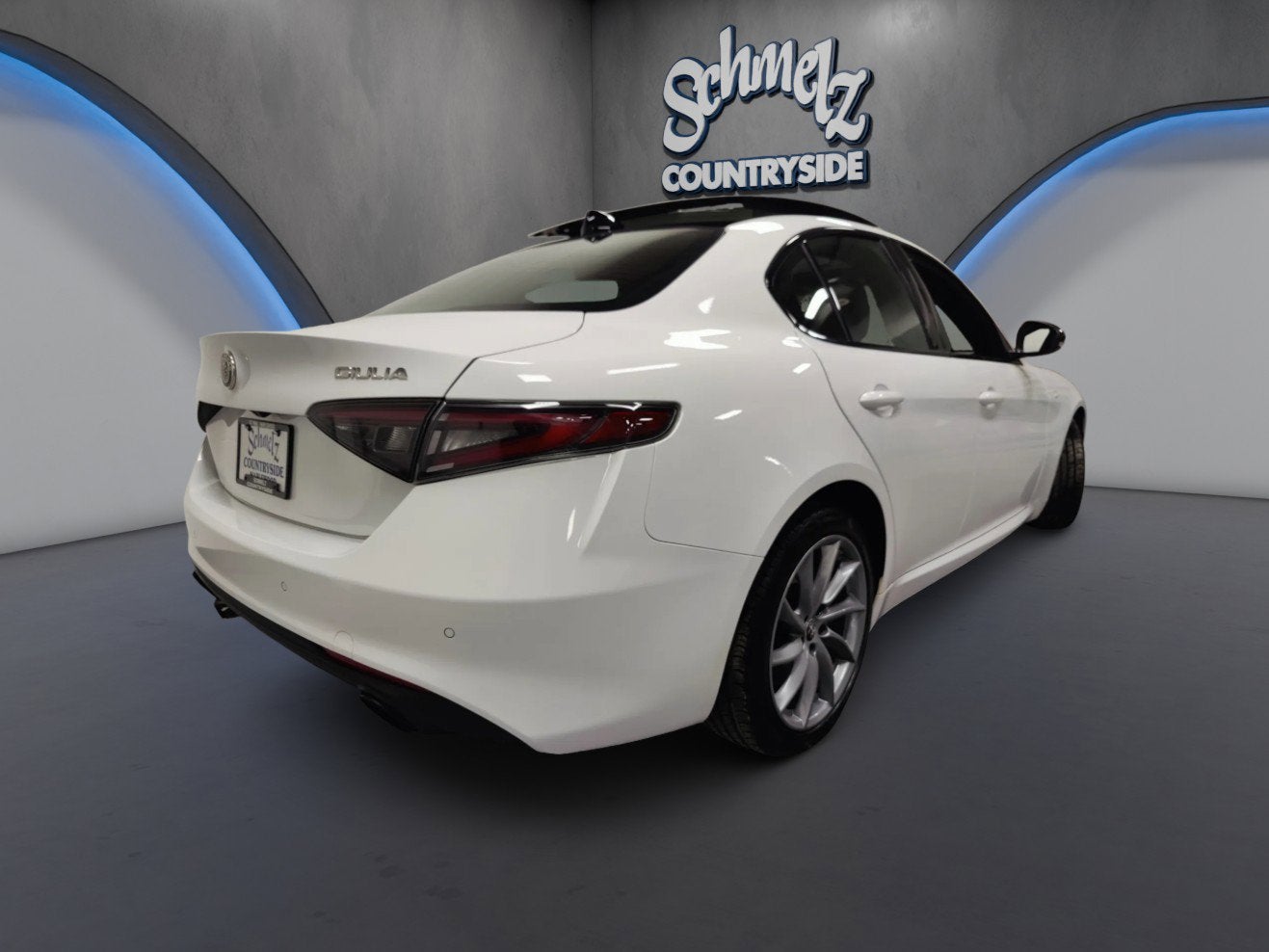 2024 Alfa Romeo Giulia Ti AWD w/Sunroof/Nav