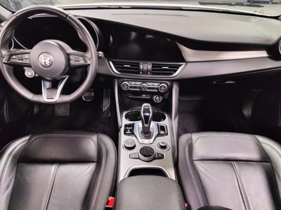 2024 Alfa Romeo Giulia Ti AWD w/Sunroof/Nav