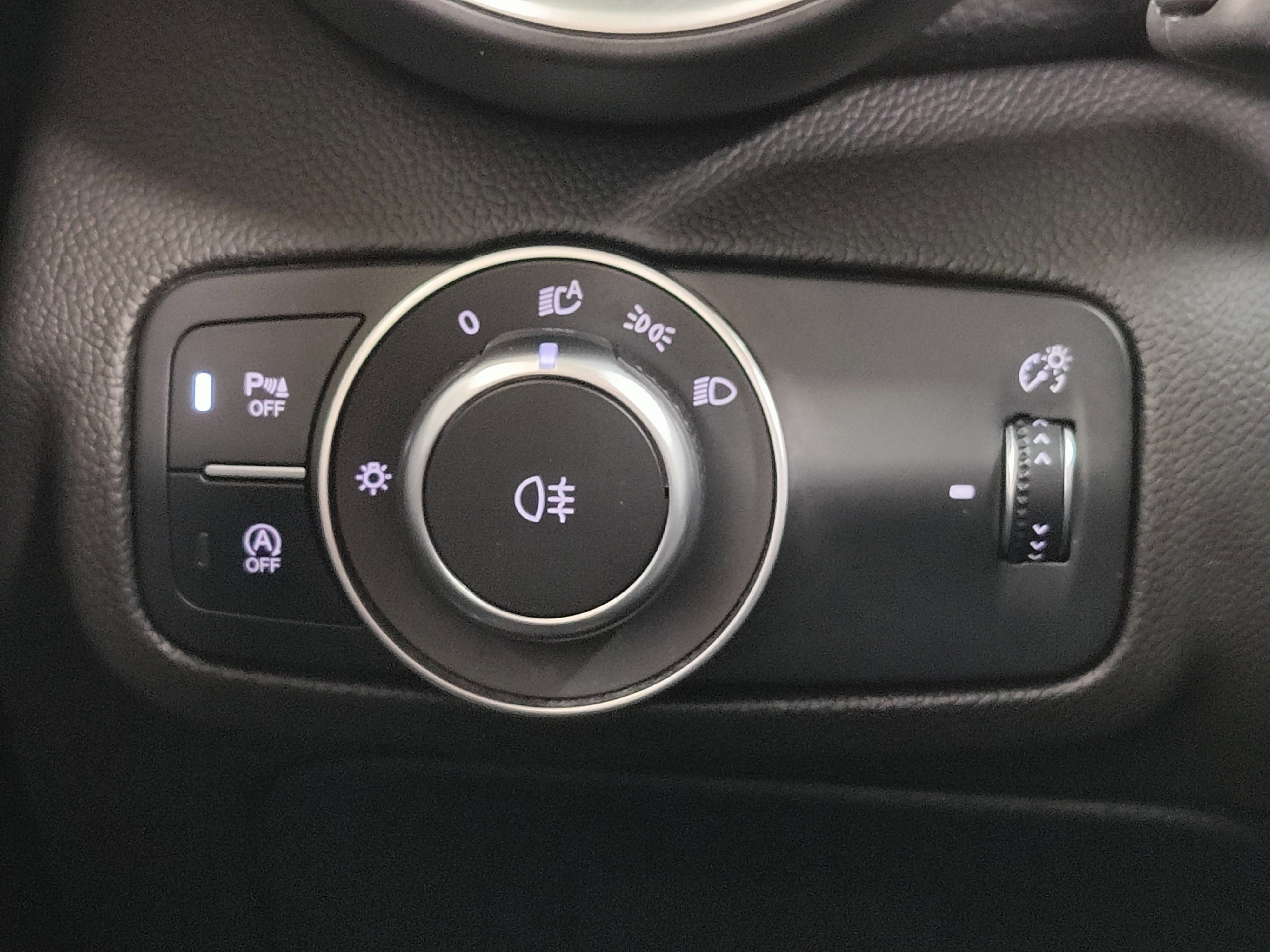 2024 Alfa Romeo Giulia Ti AWD w/Sunroof/Nav