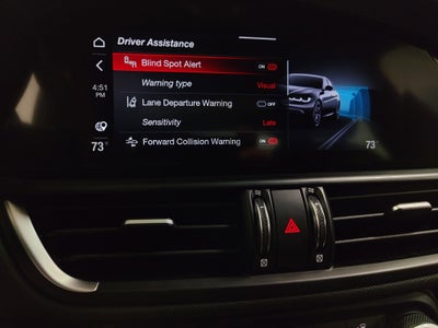 2024 Alfa Romeo Giulia Ti AWD w/Sunroof/Nav