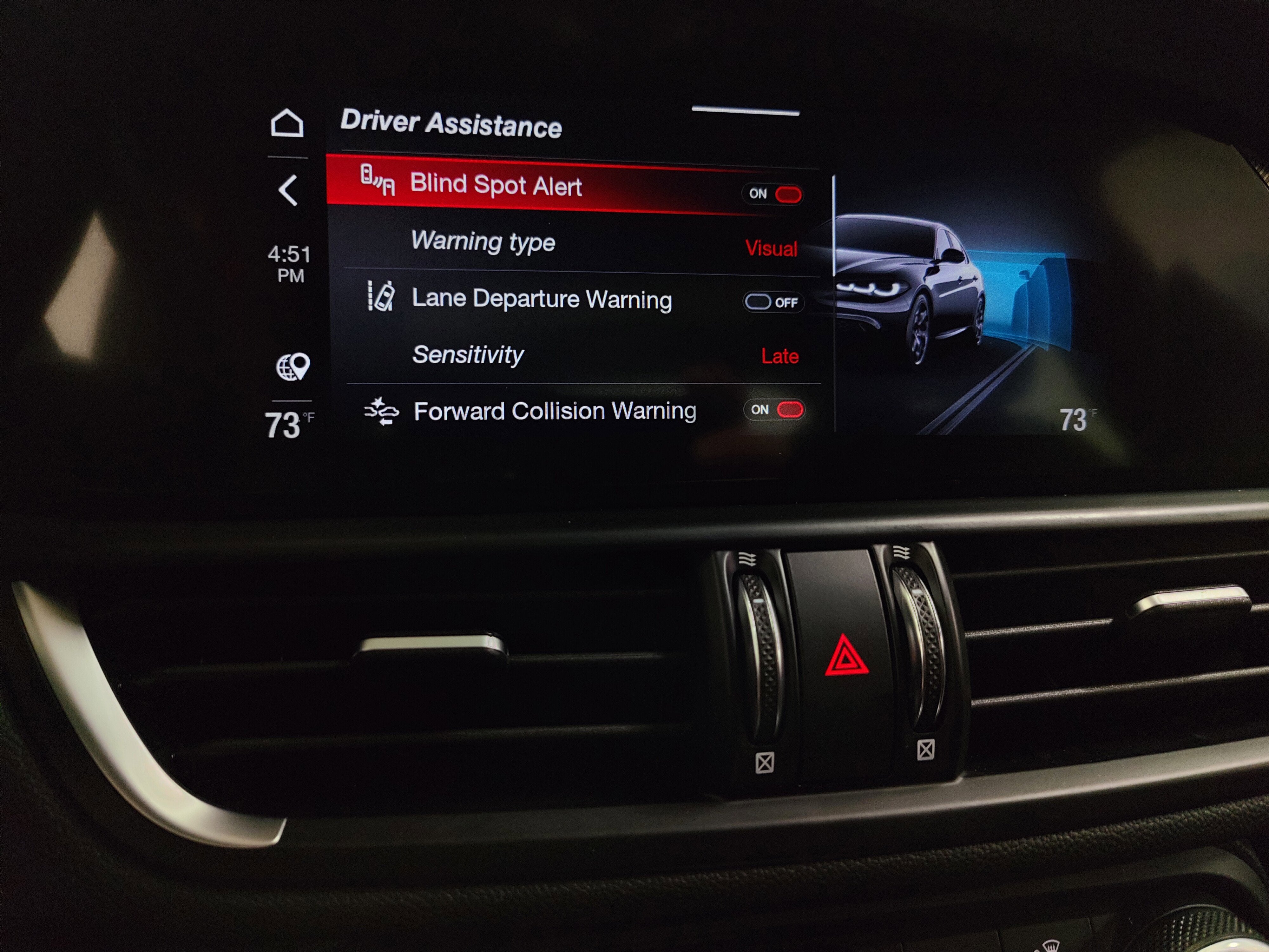 2024 Alfa Romeo Giulia Ti AWD w/Sunroof/Nav