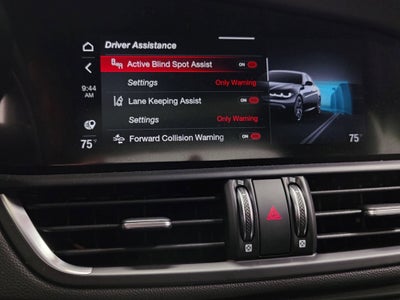 2024 Alfa Romeo Giulia Premium Veloce AWD w/Sunroof/Activ Asst