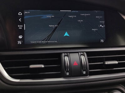 2024 Alfa Romeo Giulia Premium Veloce AWD w/Sunroof/Activ Asst