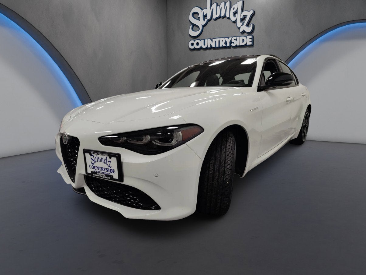 2024 Alfa Romeo Giulia Premium Veloce AWD w/Sunroof/Activ Asst