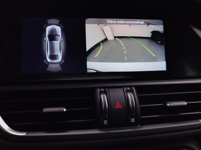 2024 Alfa Romeo Giulia Premium Veloce AWD w/Sunroof/Activ Asst