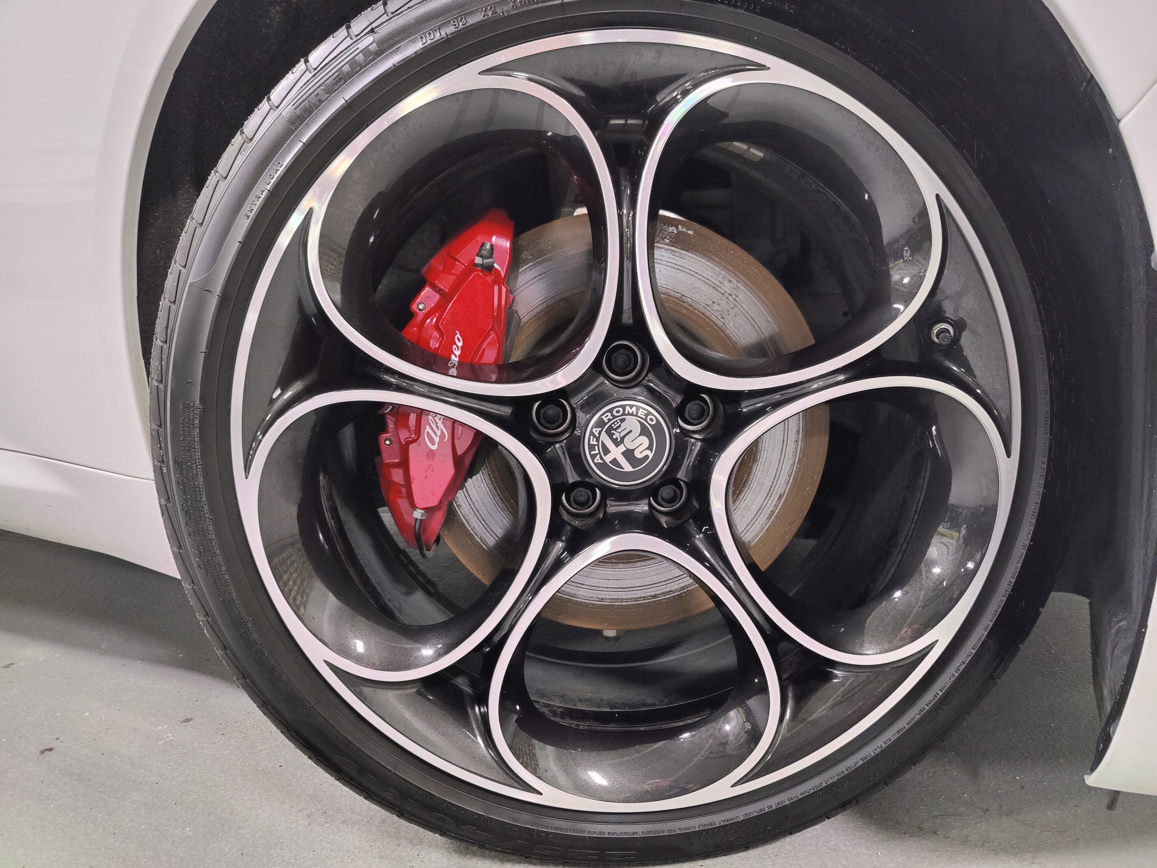 2024 Alfa Romeo Giulia Premium Veloce AWD w/Sunroof/Activ Asst