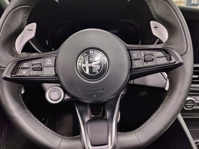 2024 Alfa Romeo Giulia Premium Veloce AWD w/Sunroof/Activ Asst