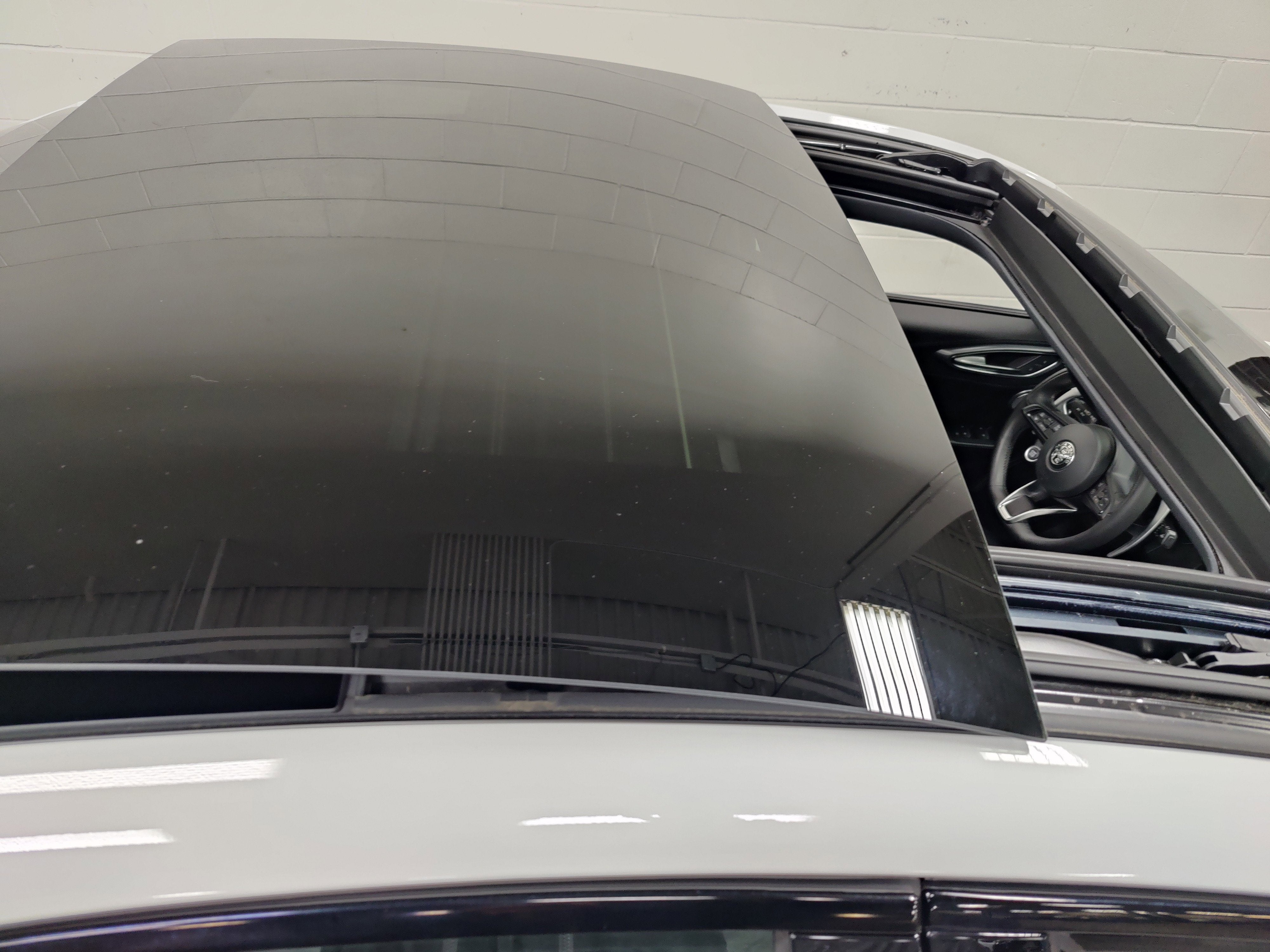 2024 Alfa Romeo Giulia Premium Veloce AWD w/Sunroof/Activ Asst