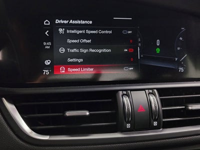 2024 Alfa Romeo Giulia Premium Veloce AWD w/Sunroof/Activ Asst