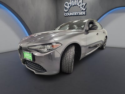 2022 Alfa Romeo Giulia Veloce Premium AWD w/Sunroof & Nav