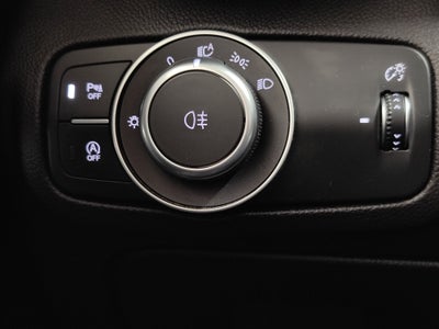 2022 Alfa Romeo Giulia Veloce Premium AWD w/Sunroof & Nav
