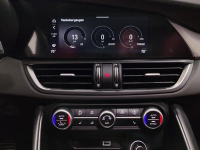 2024 Alfa Romeo Giulia Ti AWD w/Performance Driving Pkg