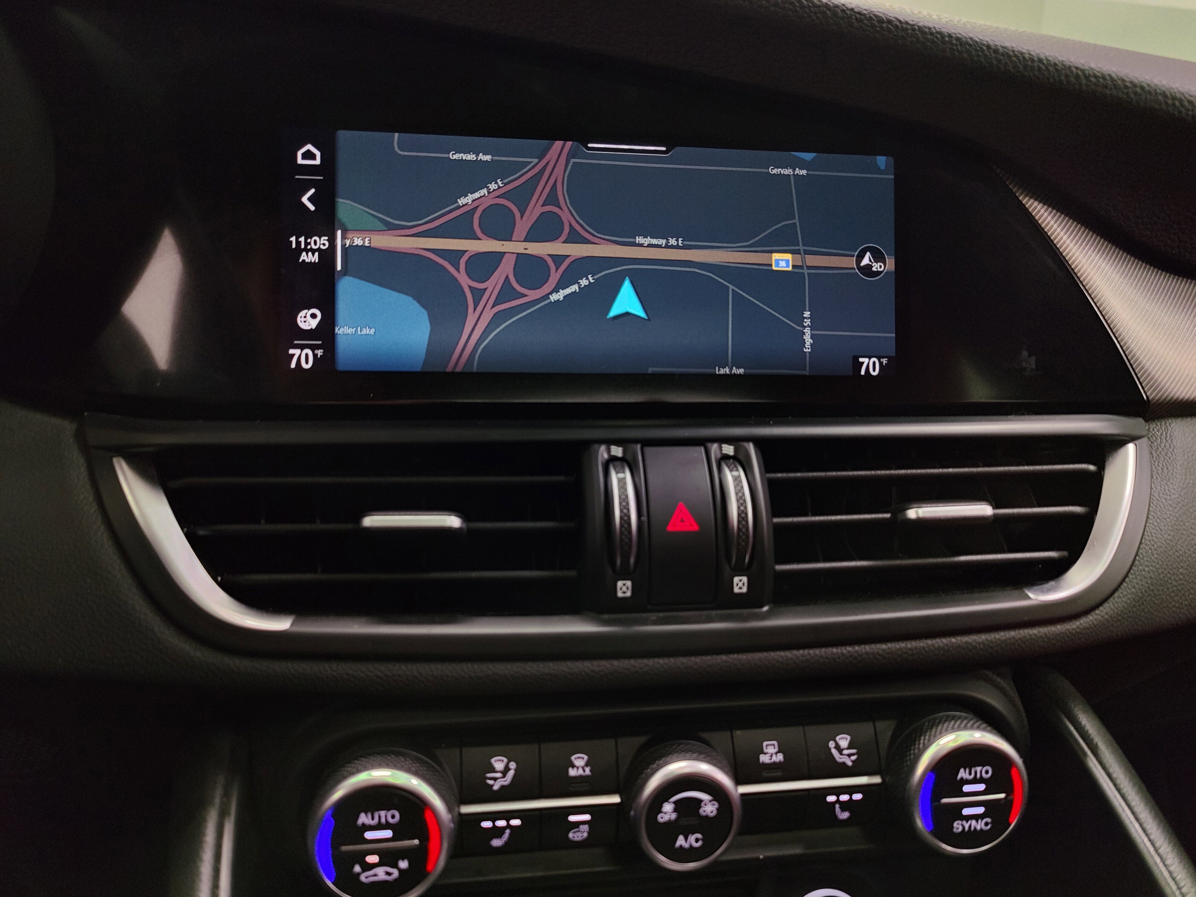 2024 Alfa Romeo Giulia Ti AWD w/Performance Driving Pkg