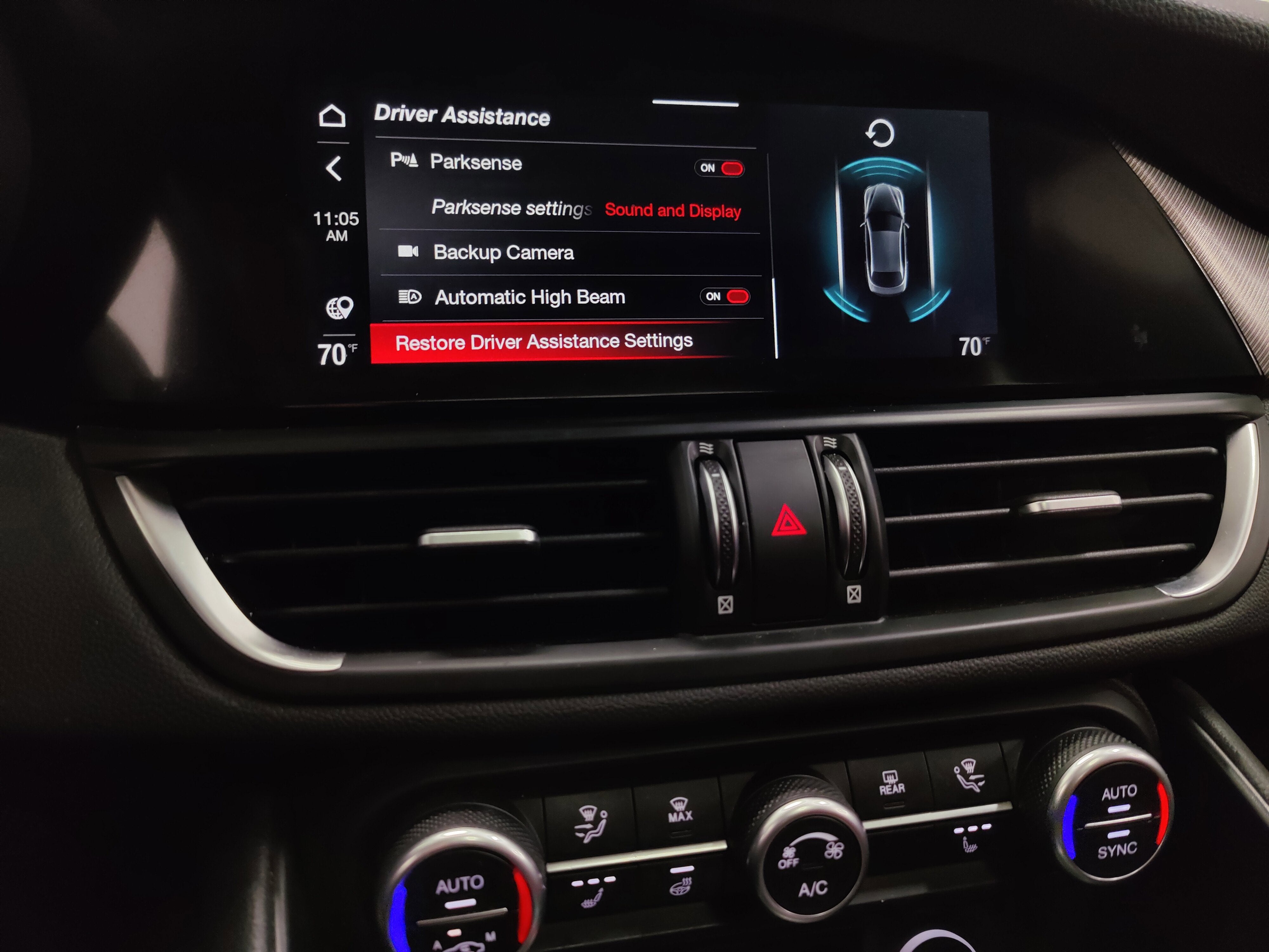 2024 Alfa Romeo Giulia Ti AWD w/Performance Driving Pkg