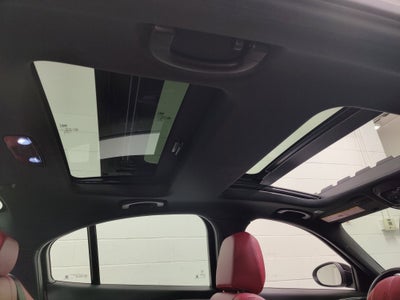 2024 Alfa Romeo Giulia Ti AWD w/Performance Driving Pkg