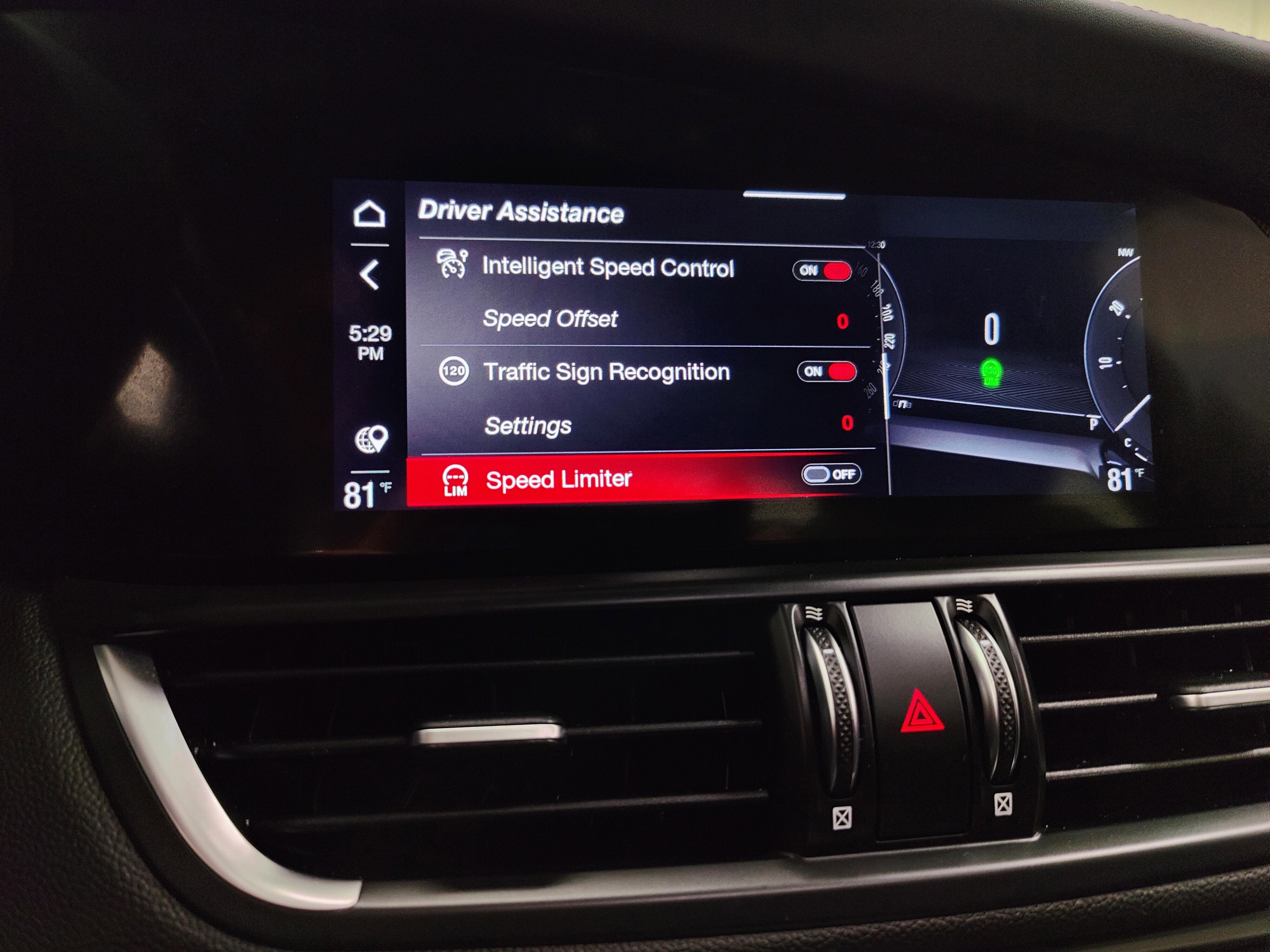 2024 Alfa Romeo Giulia Veloce Premium AWD w/Sunroof/Activ Asst