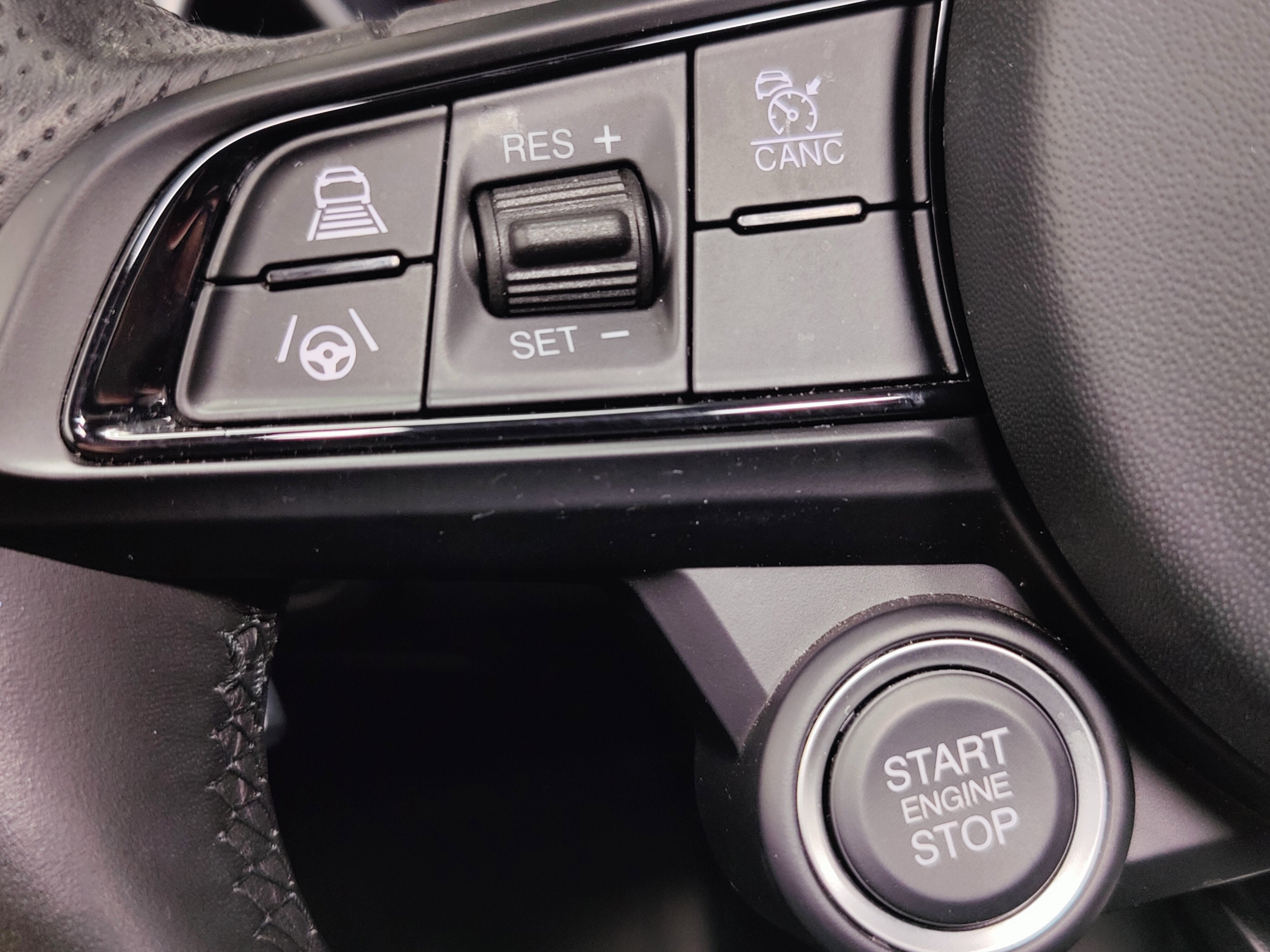 2024 Alfa Romeo Giulia Veloce Premium AWD w/Sunroof/Activ Asst