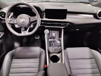 2025 Alfa Romeo Tonale Veloce Premium AWD w/Sunroof