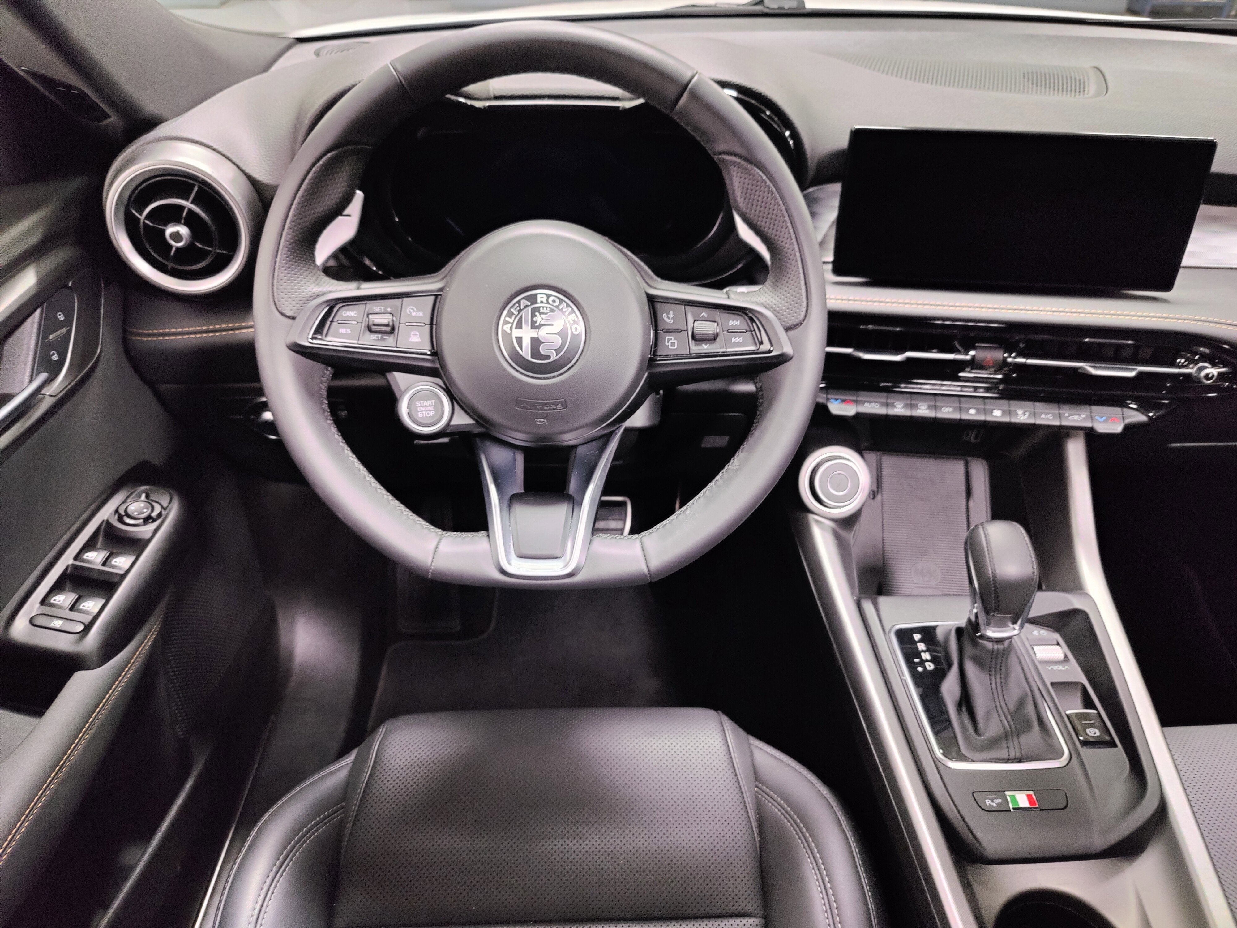 2025 Alfa Romeo Tonale Veloce Premium AWD w/Sunroof