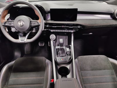 2025 Alfa Romeo Tonale Intensa AWD w/Sunroof