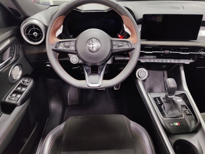 2025 Alfa Romeo Tonale Intensa AWD w/Sunroof