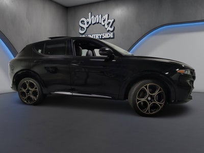 2025 Alfa Romeo Tonale Intensa AWD w/Sunroof