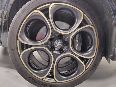 2025 Alfa Romeo Tonale Intensa AWD w/Sunroof