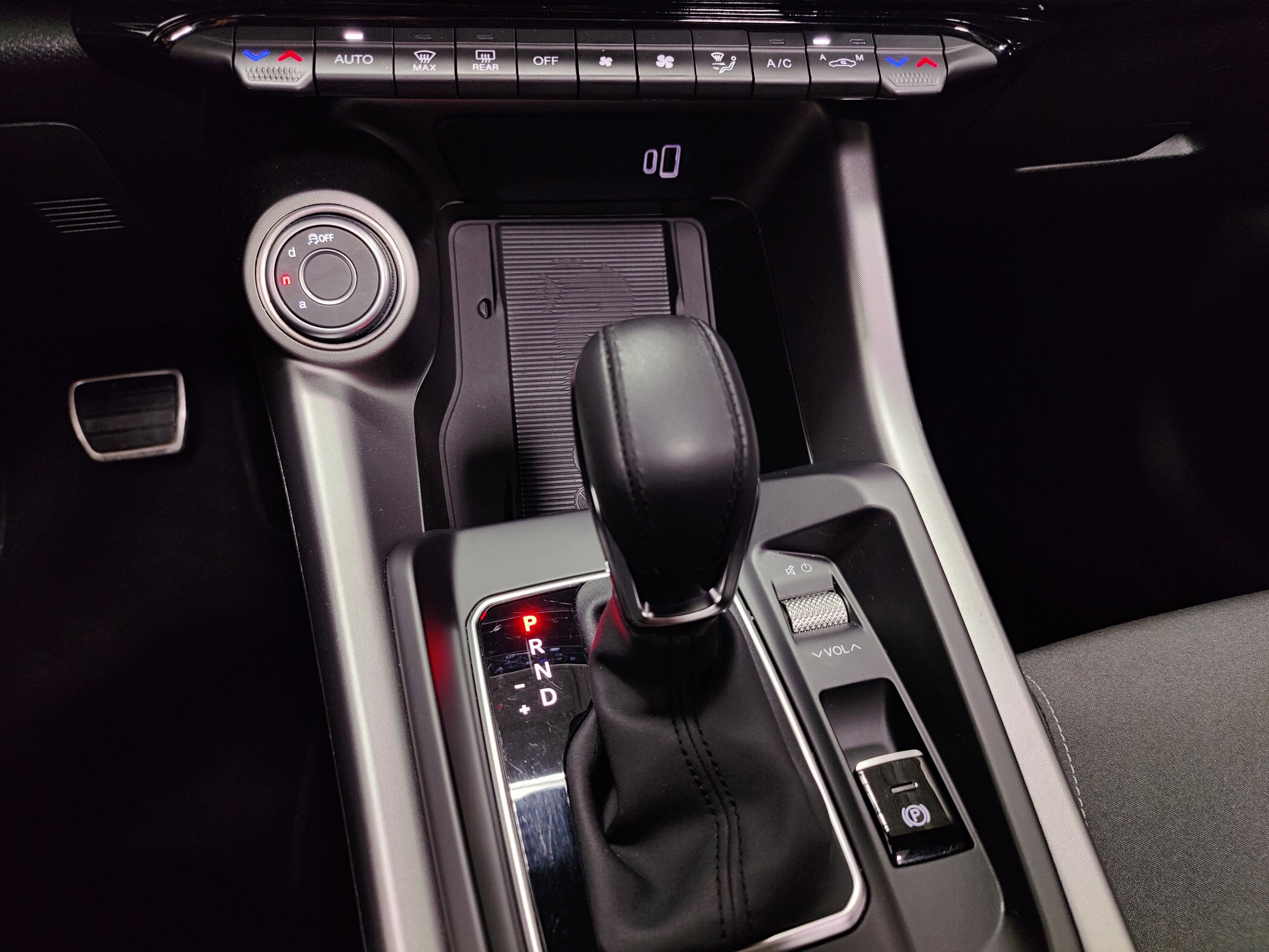 2025 Alfa Romeo Tonale 2.0T AWD w/Sunroof