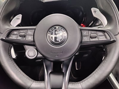 2025 Alfa Romeo Tonale Veloce Premium AWD w/Sunroof