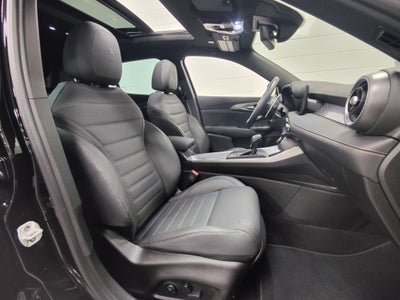 2025 Alfa Romeo Tonale Veloce Premium AWD w/Sunroof