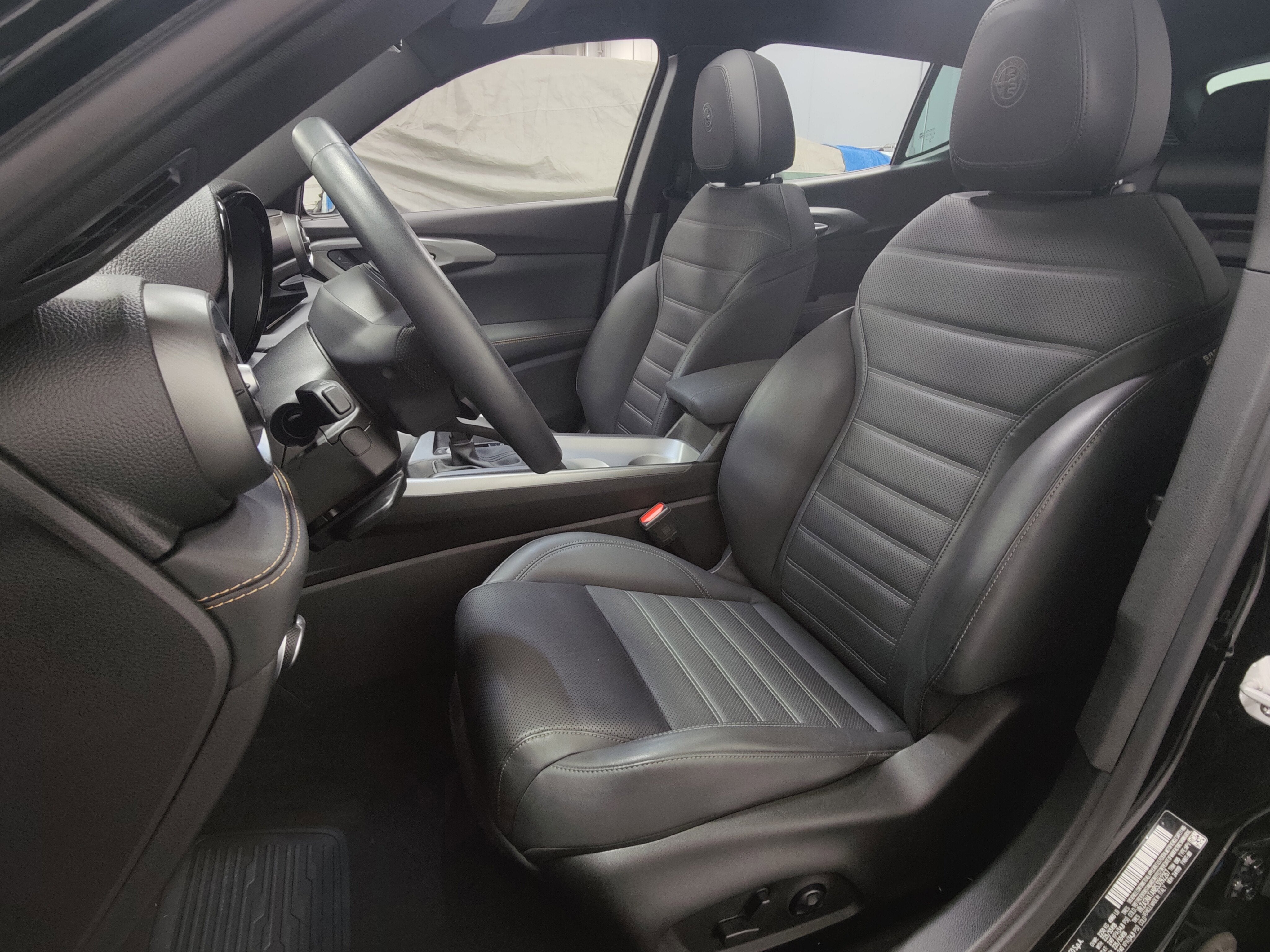 2025 Alfa Romeo Tonale 2.0T Premium AWD w/Sunroof/Activ Asst